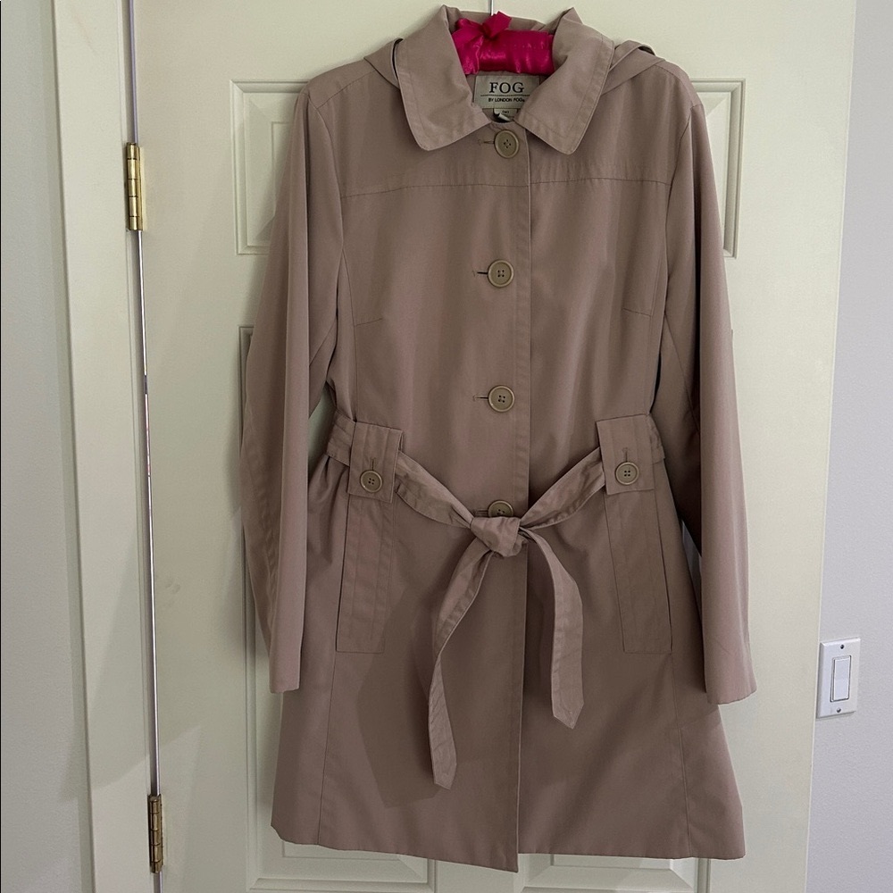 London Fog Trench Coat - Beige/Khaki - Medium